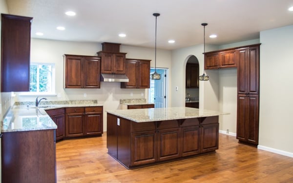 Oregon custom home kitchen design